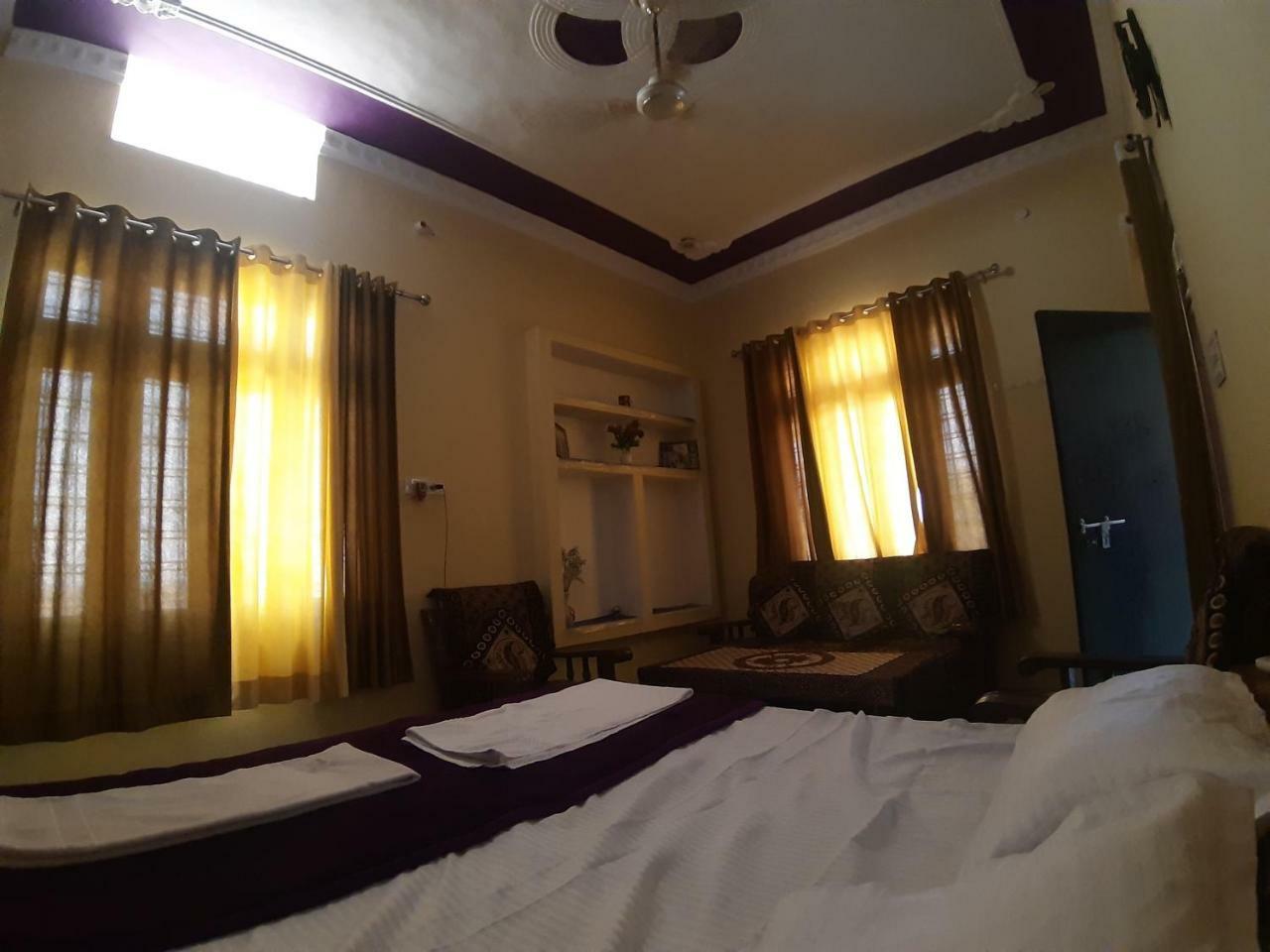Shree Ram Homestay Orchha Eksteriør billede