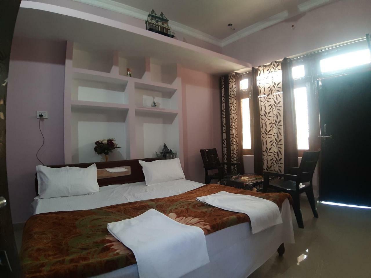 Shree Ram Homestay Orchha Eksteriør billede